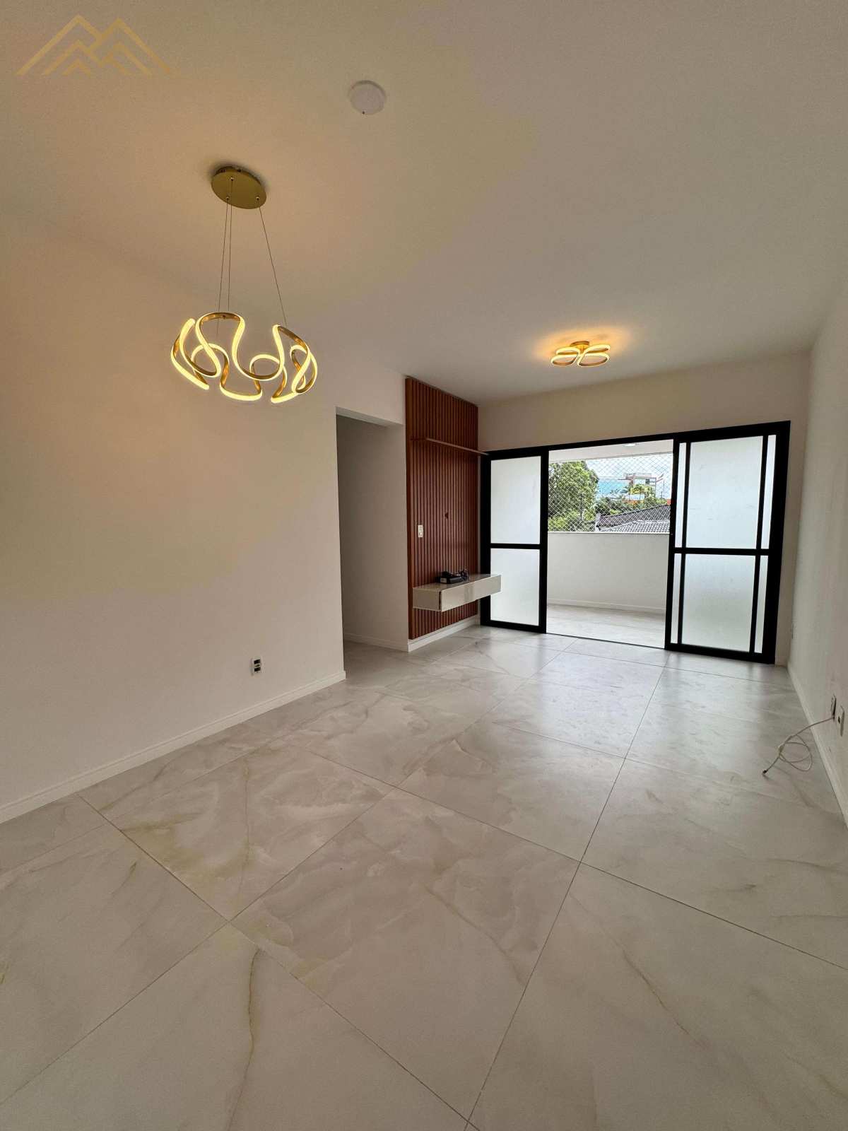 Apartamento à venda em Lauro de Freitas, Pitangueiras, com 3 quartos, 77m² - Henrique Aquino  IMÓVEIS DE QUALIDADE LTDA CRECI PJ 2675