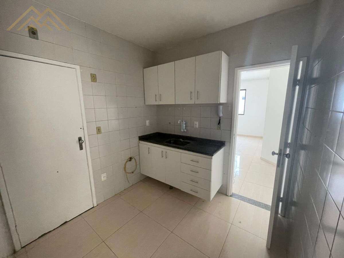 Apartamento à venda em Salvador, Costa Azul, com 3 quartos, 80m² - Henrique Aquino  IMÓVEIS DE QUALIDADE LTDA CRECI PJ 2675