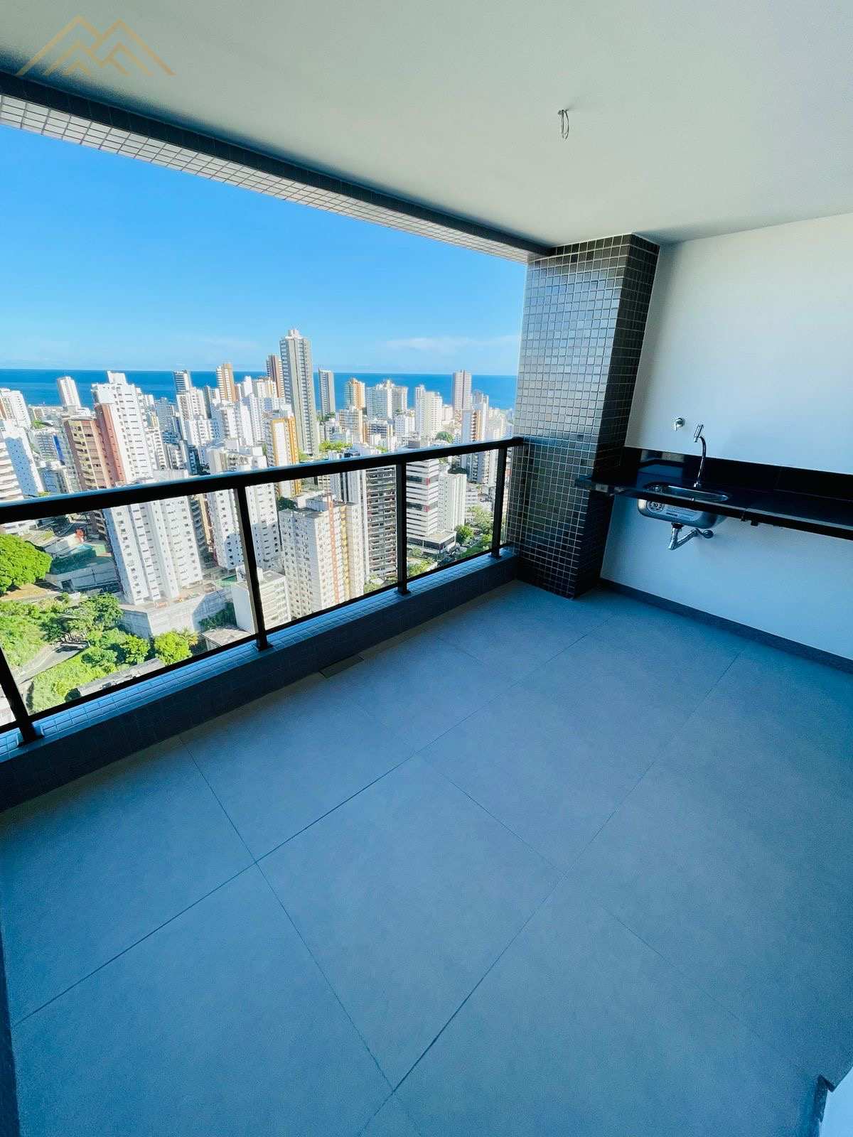 Apartamento à venda em Salvador, Graça, com 1 quarto, 50m² - Henrique Aquino  IMÓVEIS DE QUALIDADE LTDA CRECI PJ 2675