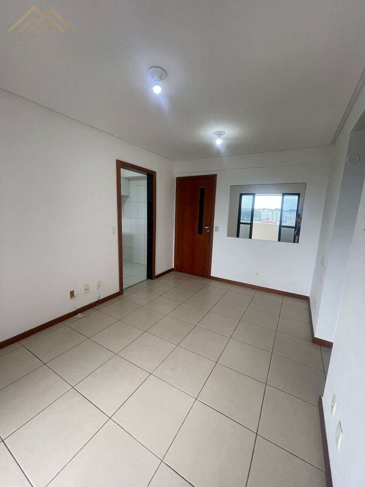 Apartamento à venda em Salvador, Imbuí, com 2 quartos, 60m² - Henrique Aquino  IMÓVEIS DE QUALIDADE LTDA CRECI PJ 2675
