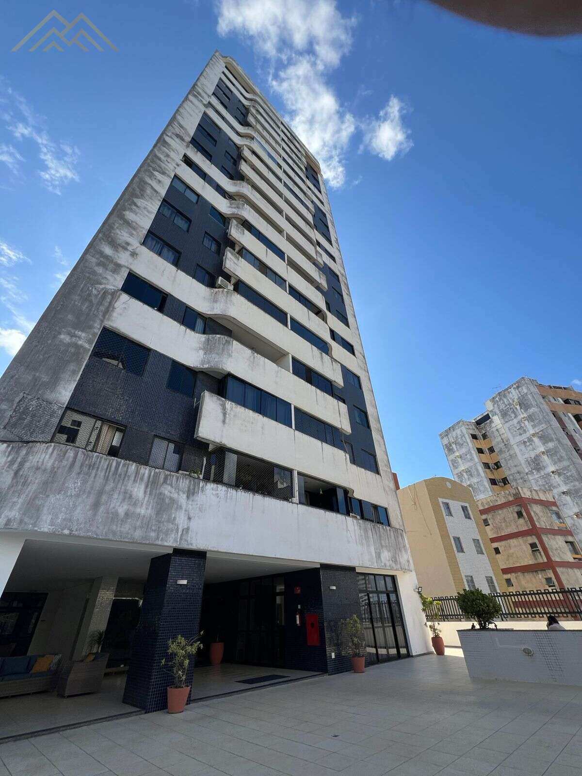 Apartamento à venda em Salvador, Imbuí, com 3 quartos, 71m² - Henrique Aquino  IMÓVEIS DE QUALIDADE LTDA CRECI PJ 2675