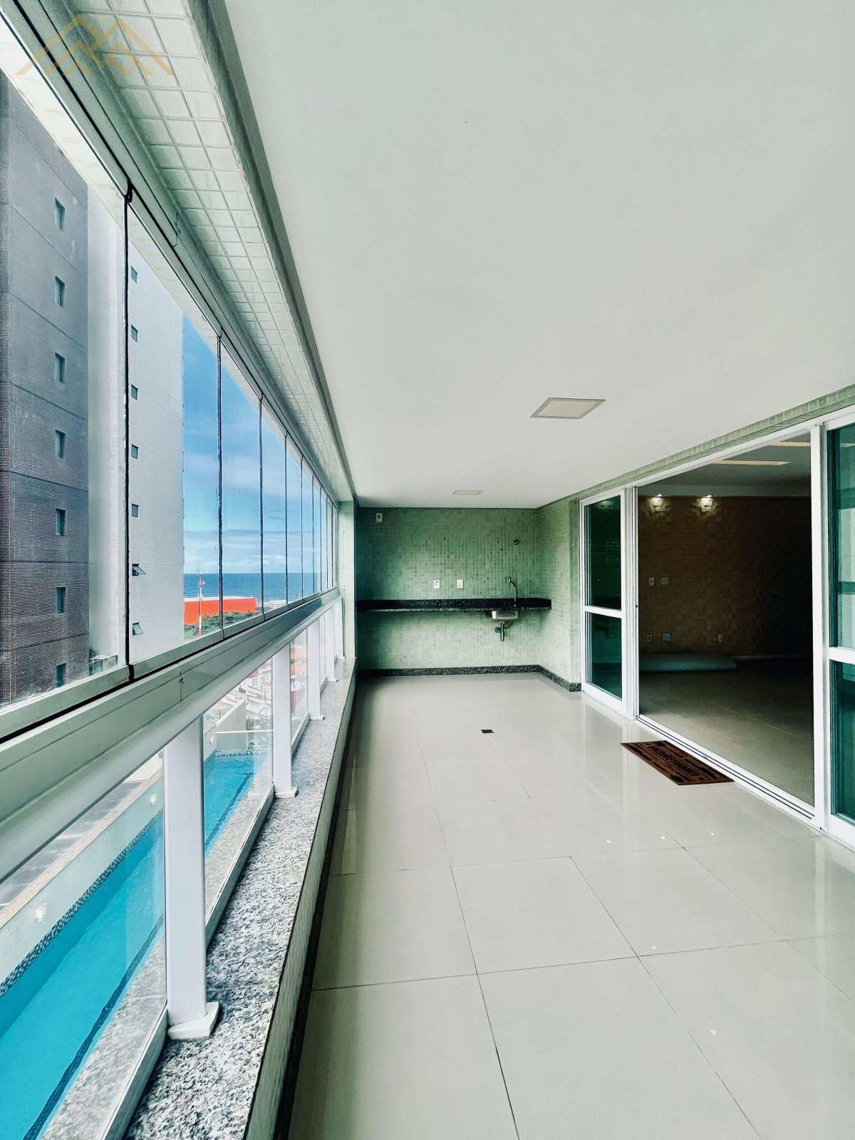 Apartamento à venda em Salvador, Patamares, com 3 quartos, 150m² - Henrique Aquino  IMÓVEIS DE QUALIDADE LTDA CRECI PJ 2675