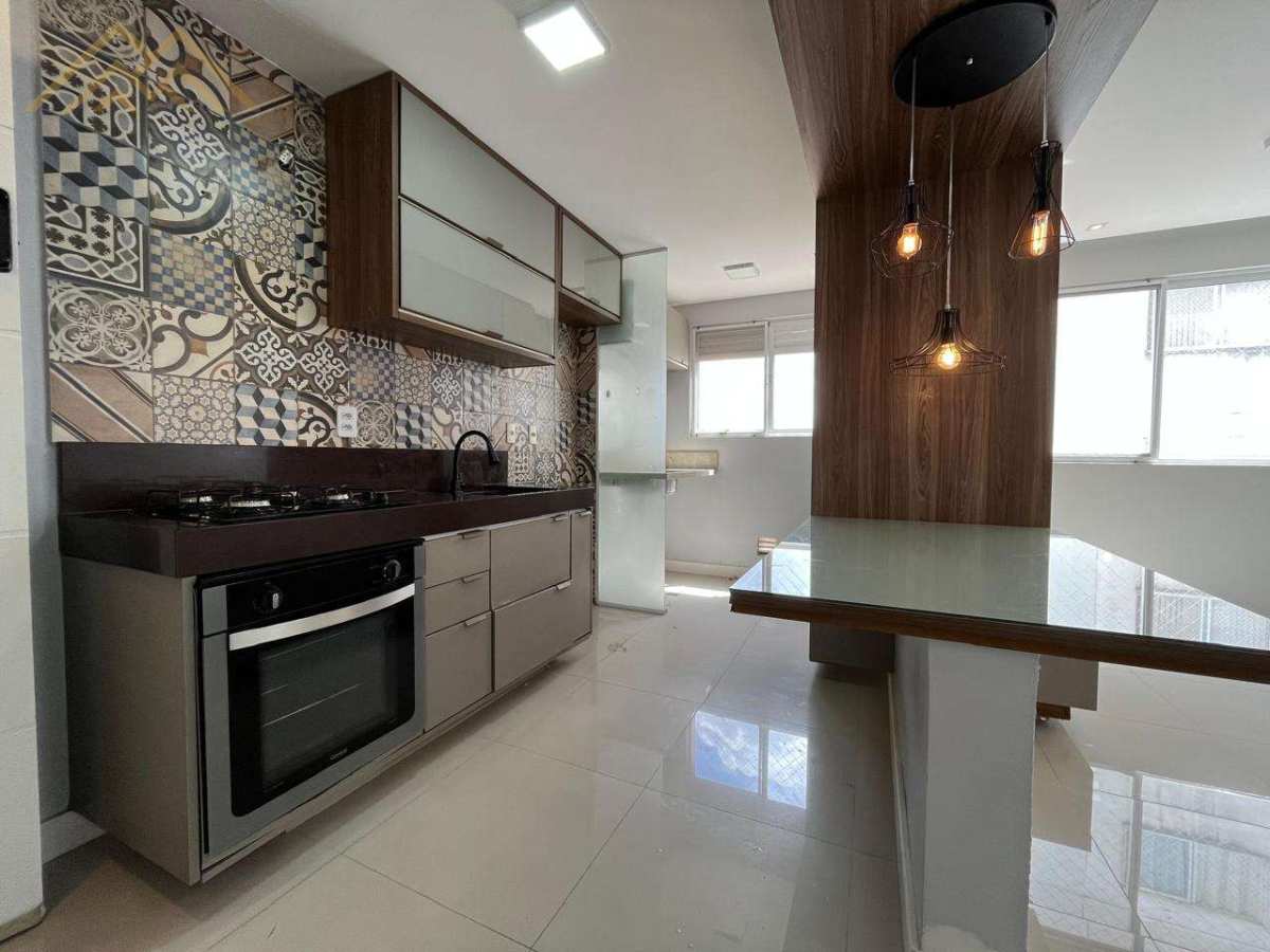 Apartamento à venda em Salvador, Piatã, com 2 quartos, 49m² - Henrique Aquino  IMÓVEIS DE QUALIDADE LTDA CRECI PJ 2675