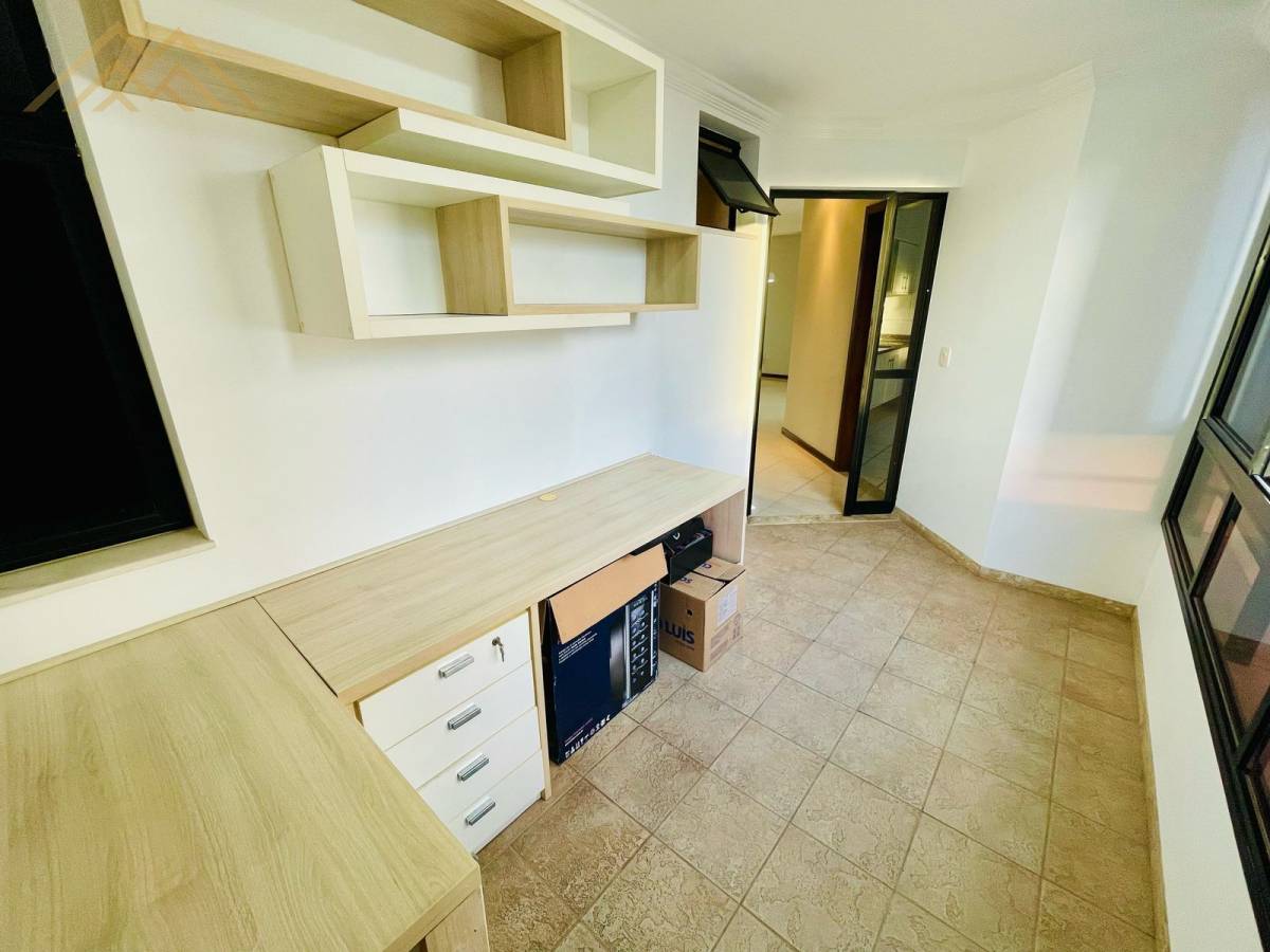 Apartamento à venda em Salvador, Pituba, com 3 quartos, 135m² - Henrique Aquino  IMÓVEIS DE QUALIDADE LTDA CRECI PJ 2675
