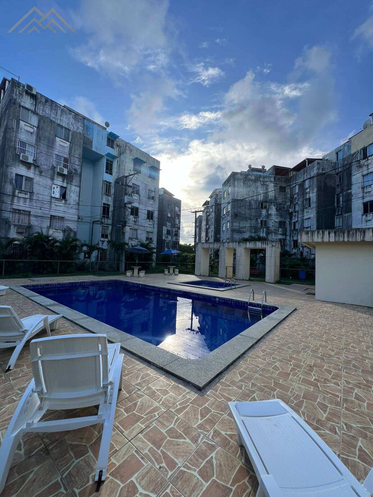 Apartamento à venda em Salvador, Sussuarana, com 2 quartos, 49m² - Henrique Aquino  IMÓVEIS DE QUALIDADE LTDA CRECI PJ 2675