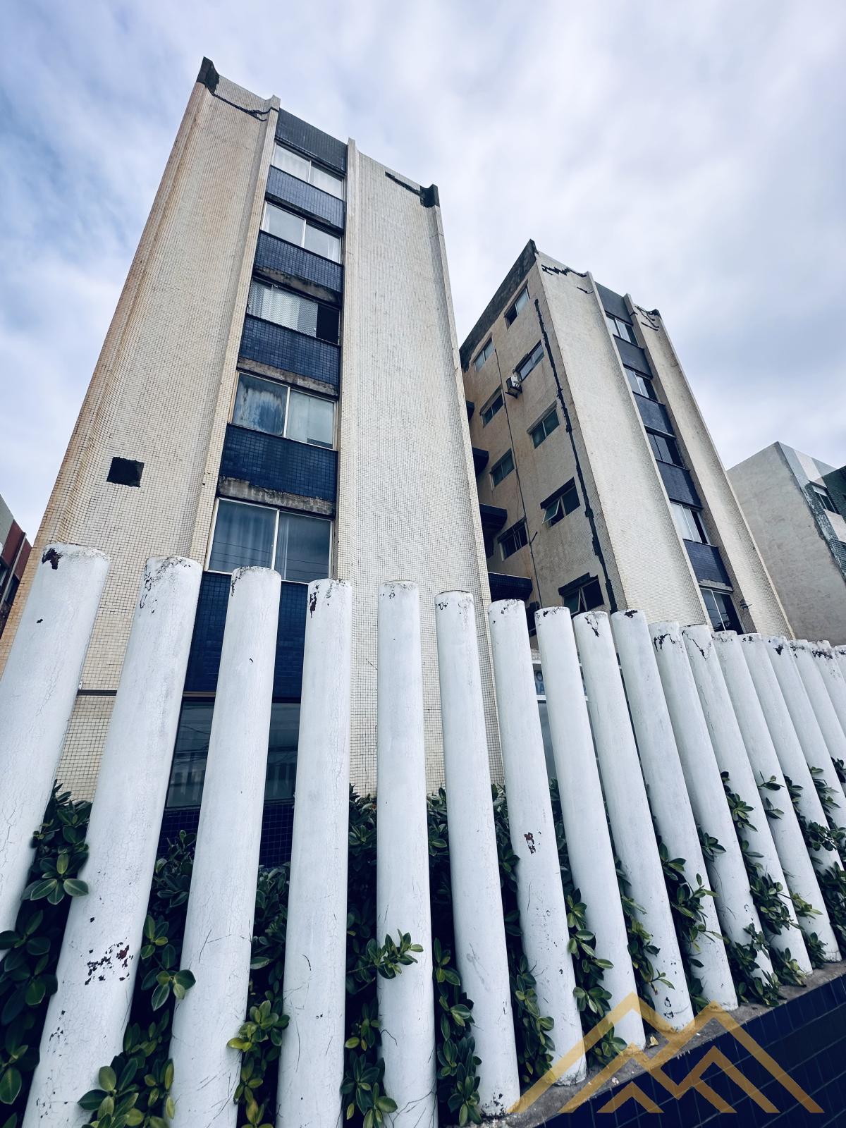 Apartamento à venda em Salvador, Pituba, com 2 quartos, 50m² - Henrique Aquino  IMÓVEIS DE QUALIDADE LTDA CRECI PJ 2675