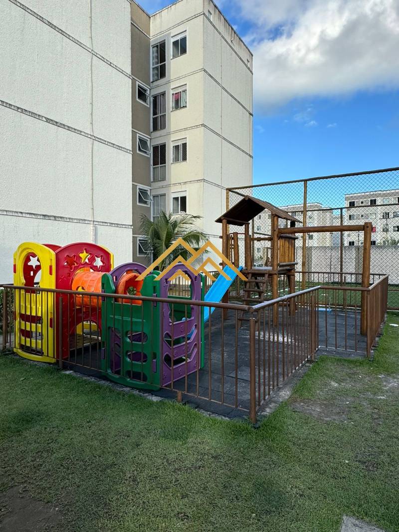 Apartamento com 2 quartos, 49m², à venda em Camaçari, Vila de Abrantes (Abrantes) - Henrique Aquino  IMÓVEIS DE QUALIDADE LTDA CRECI PJ 2675