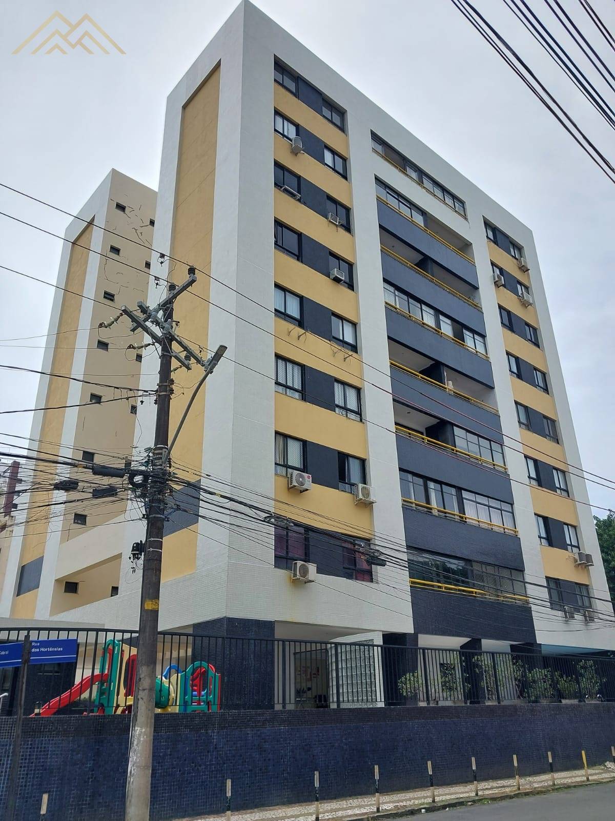Apartamento para alugar em Salvador, Pituba, com 3 quartos, 85m² - Henrique Aquino  IMÓVEIS DE QUALIDADE LTDA CRECI PJ 2675