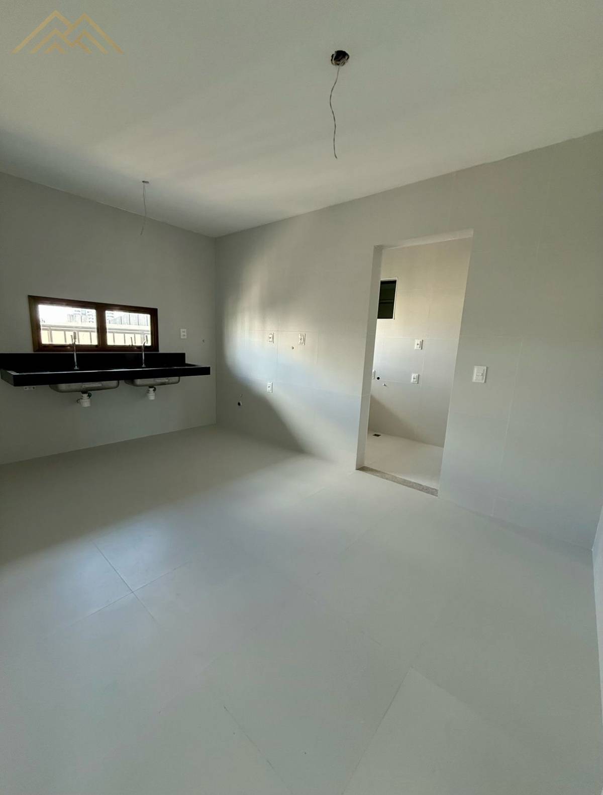 Apartamento de luxo à venda em Salvador, Alphaville I, com 4 quartos, 220m² - Henrique Aquino  IMÓVEIS DE QUALIDADE LTDA CRECI PJ 2675