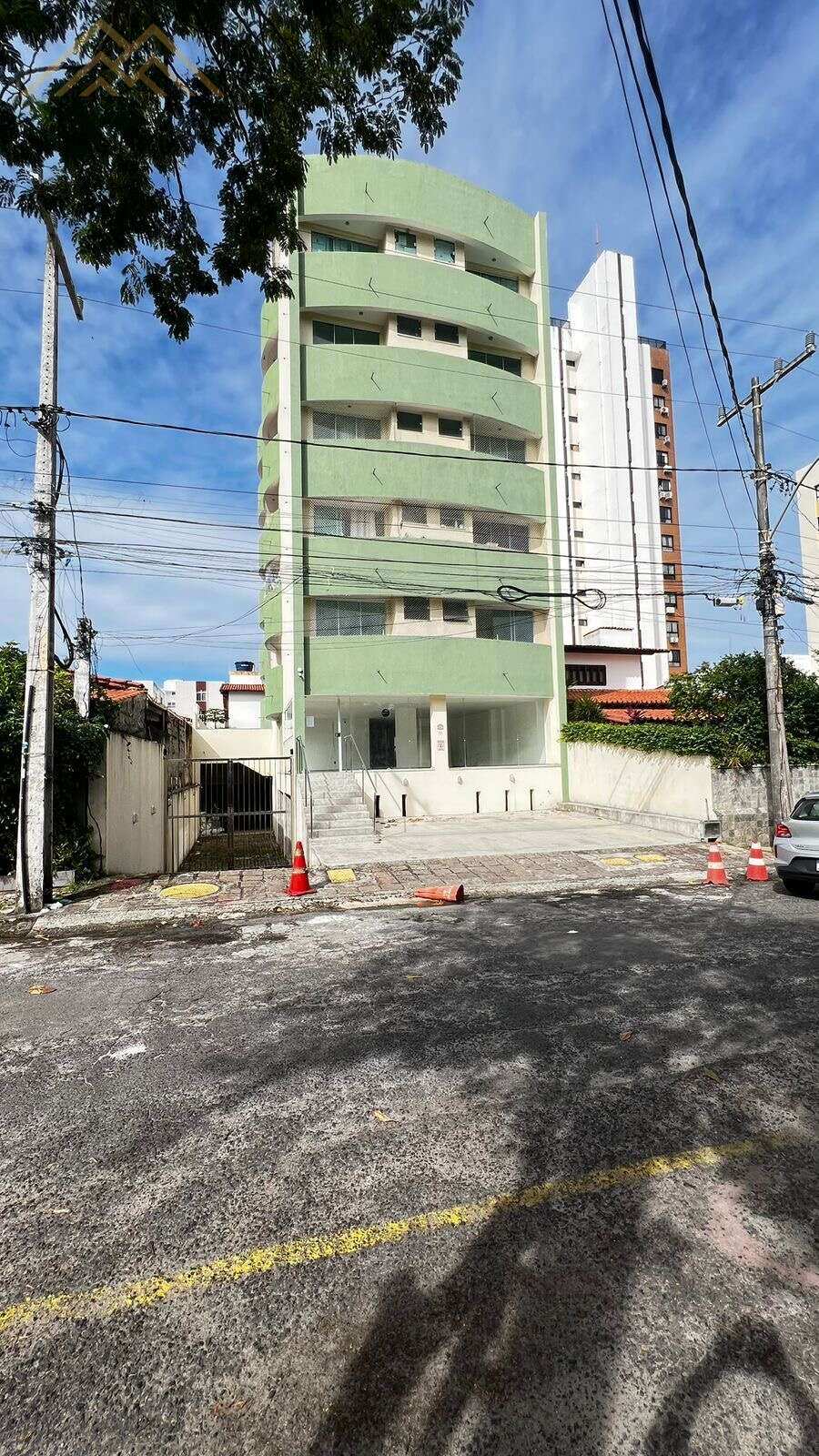 Apartamento para alugar em Salvador, Pituba, com 2 quartos, 55m² - Henrique Aquino  IMÓVEIS DE QUALIDADE LTDA CRECI PJ 2675