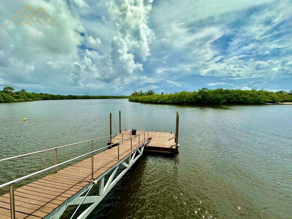 Casa à venda em Camaçari, Barra do Jacuípe (Monte Gordo), com 4 quartos, 420m² - Henrique Aquino  IMÓVEIS DE QUALIDADE LTDA CRECI PJ 2675