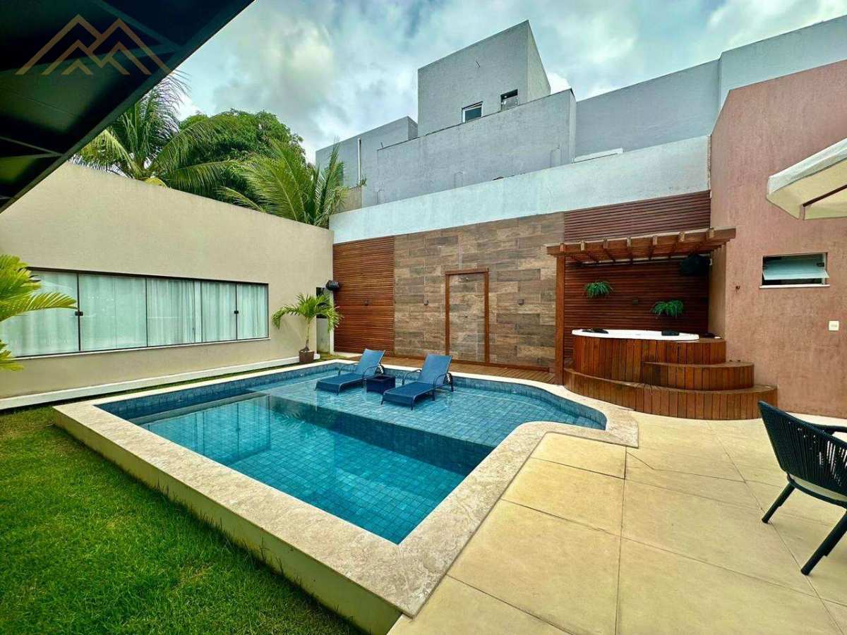 Casa à venda em Camaçari, Barra do Jacuípe (Monte Gordo), com 4 quartos, 420m² - Henrique Aquino  IMÓVEIS DE QUALIDADE LTDA CRECI PJ 2675