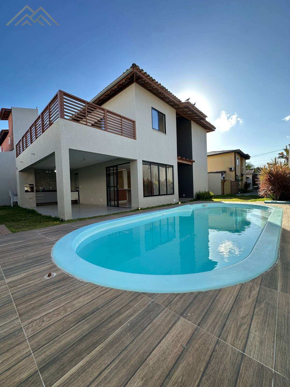 Casa à venda em Lauro de Freitas, Buraquinho, com 5 quartos, 262m² - Henrique Aquino  IMÓVEIS DE QUALIDADE LTDA CRECI PJ 2675