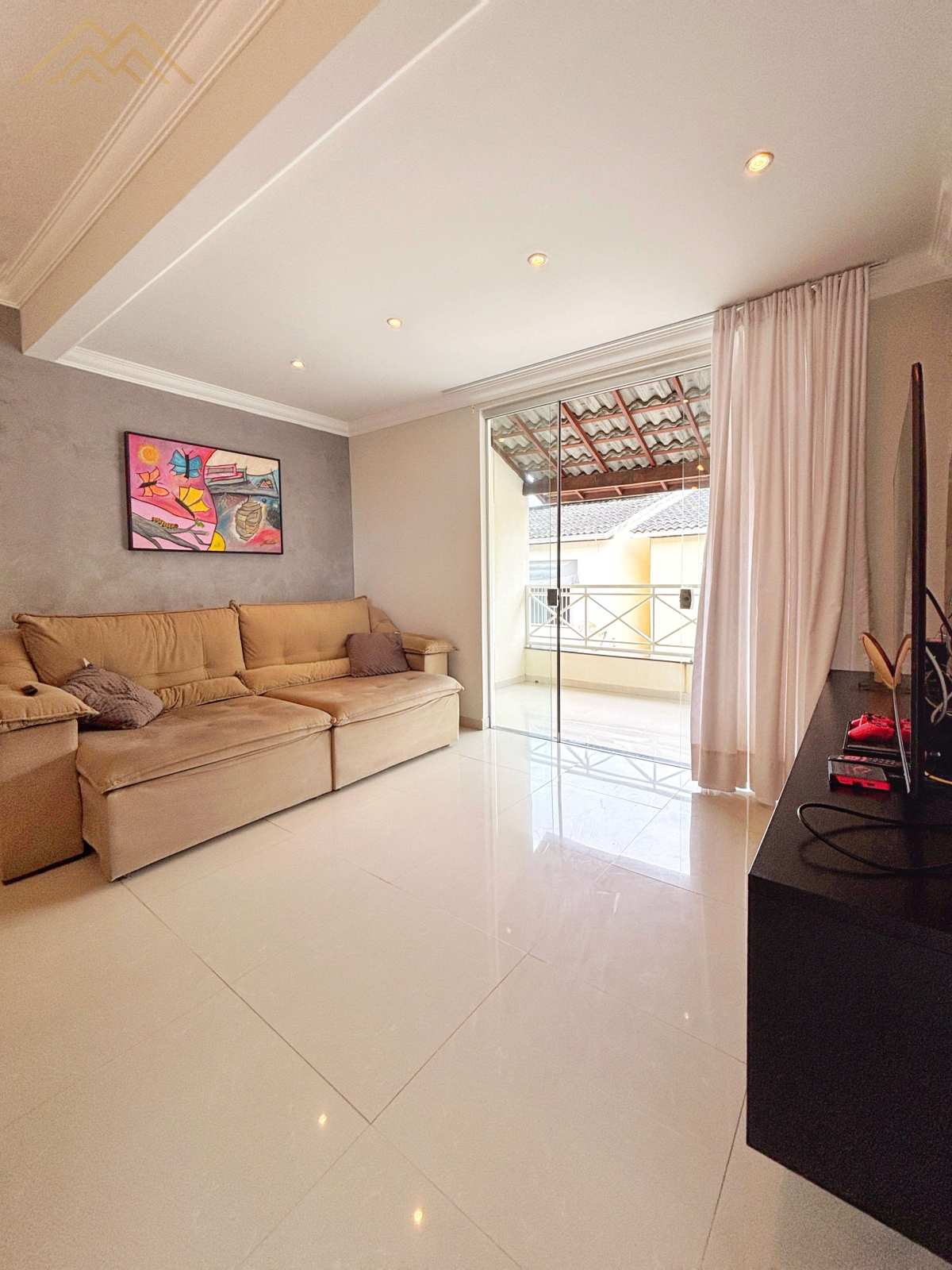 Casa à venda em Lauro de Freitas, Ipitanga, com 3 quartos, 170m² - Henrique Aquino  IMÓVEIS DE QUALIDADE LTDA CRECI PJ 2675