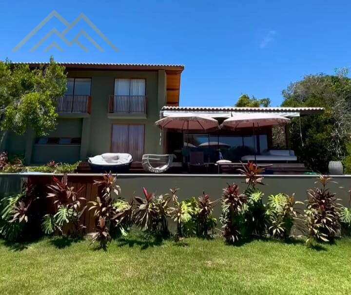 Casa de condomínio à venda em Mata de São João, Praia do Forte, com 5 quartos, 800m² - Henrique Aquino  IMÓVEIS DE QUALIDADE LTDA CRECI PJ 2675