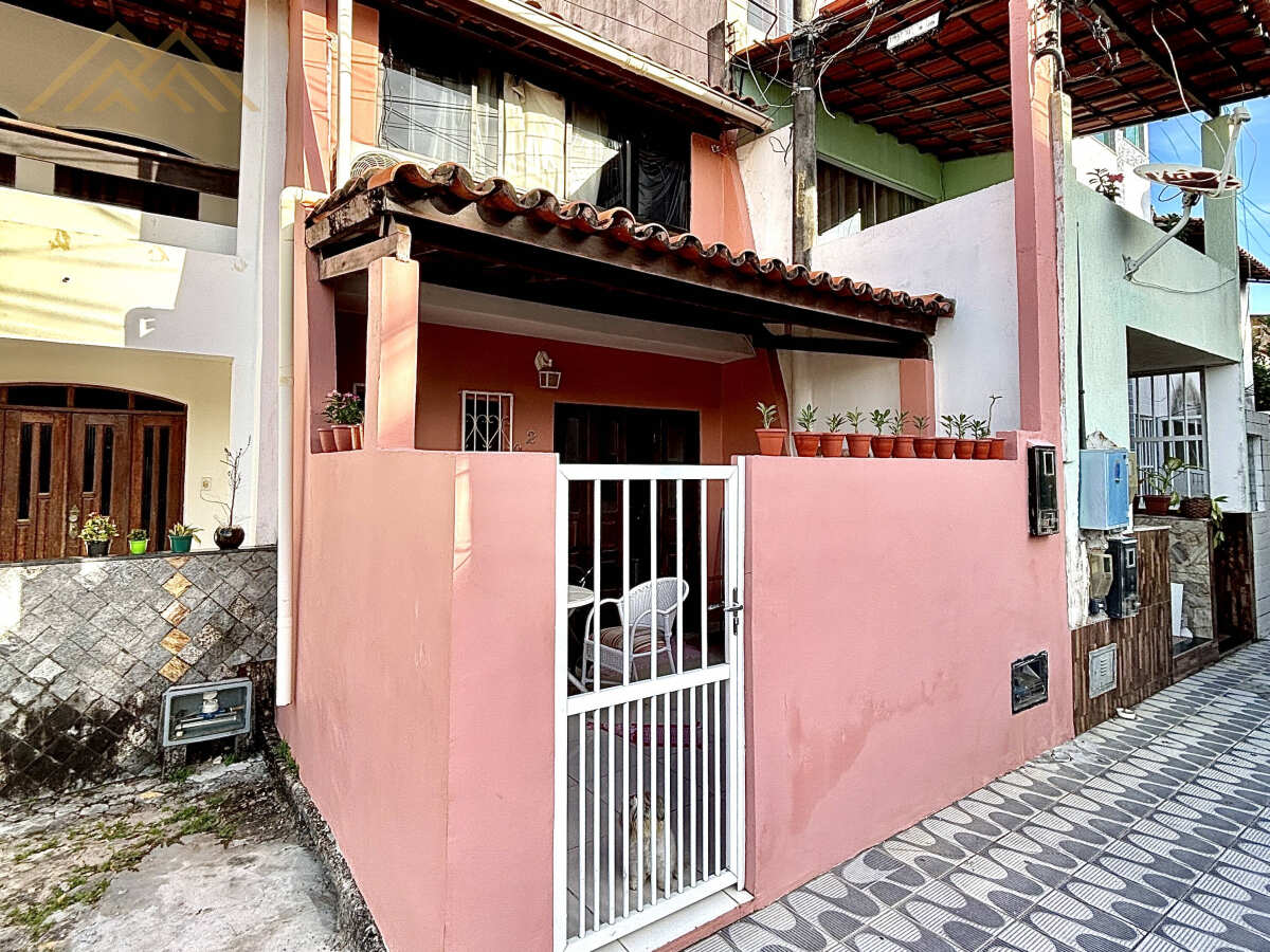 Casa à venda em Salvador, Stella Maris, com 2 quartos, 150m² - Henrique Aquino  IMÓVEIS DE QUALIDADE LTDA CRECI PJ 2675