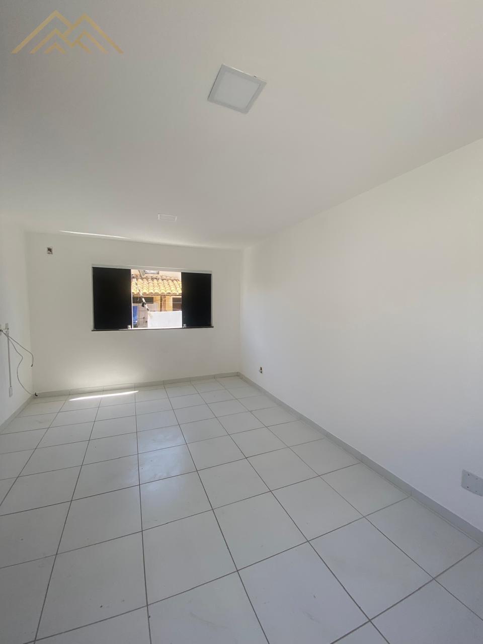 Casa com 3 quartos, 150m², à venda em Lauro de Freitas, Ipitanga - Henrique Aquino  IMÓVEIS DE QUALIDADE LTDA CRECI PJ 2675