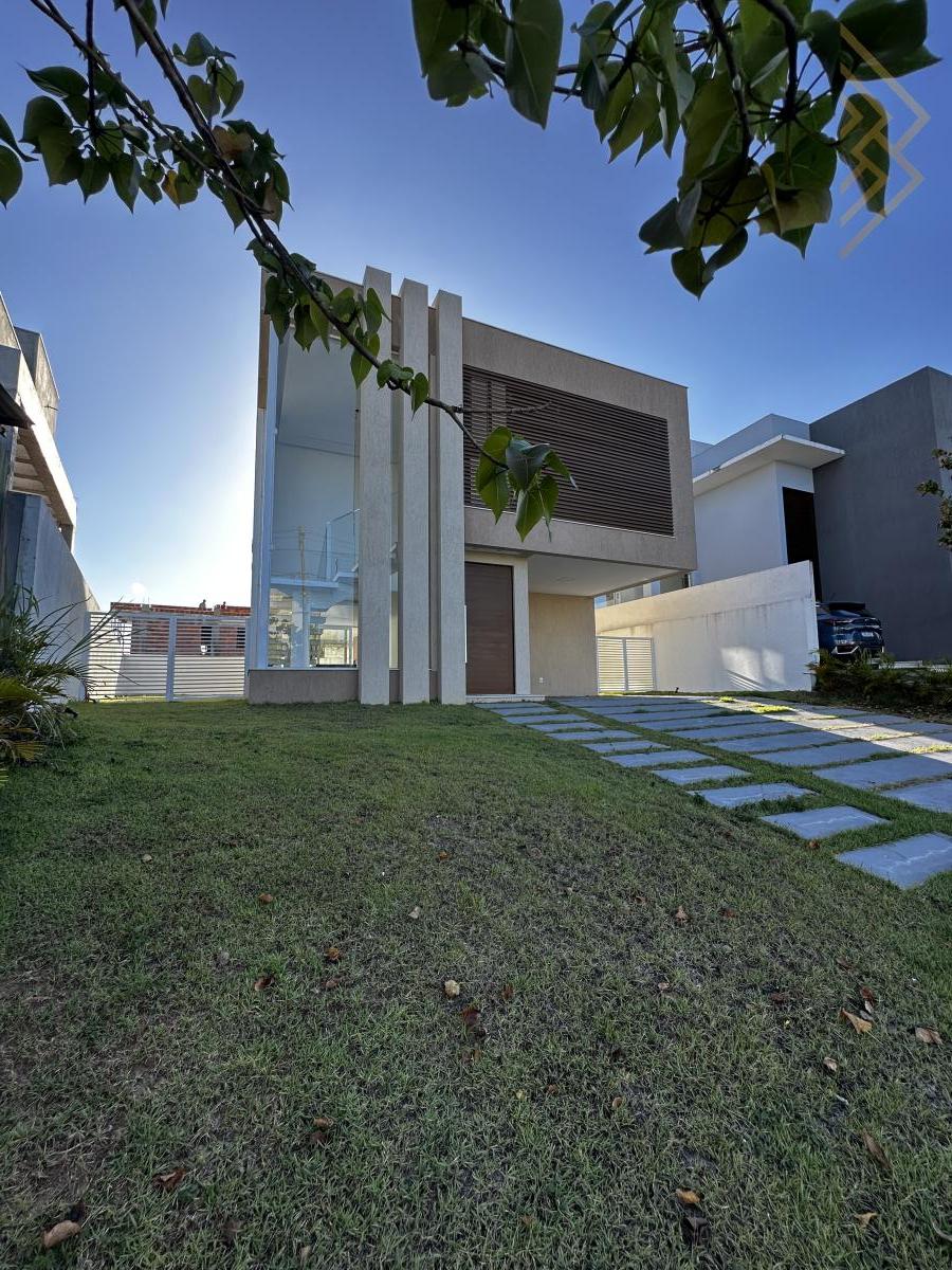 Casa com 4 quartos, 390m², à venda em Camaçari, Alphaville (Abrantes) - Henrique Aquino  IMÓVEIS DE QUALIDADE LTDA CRECI PJ 2675