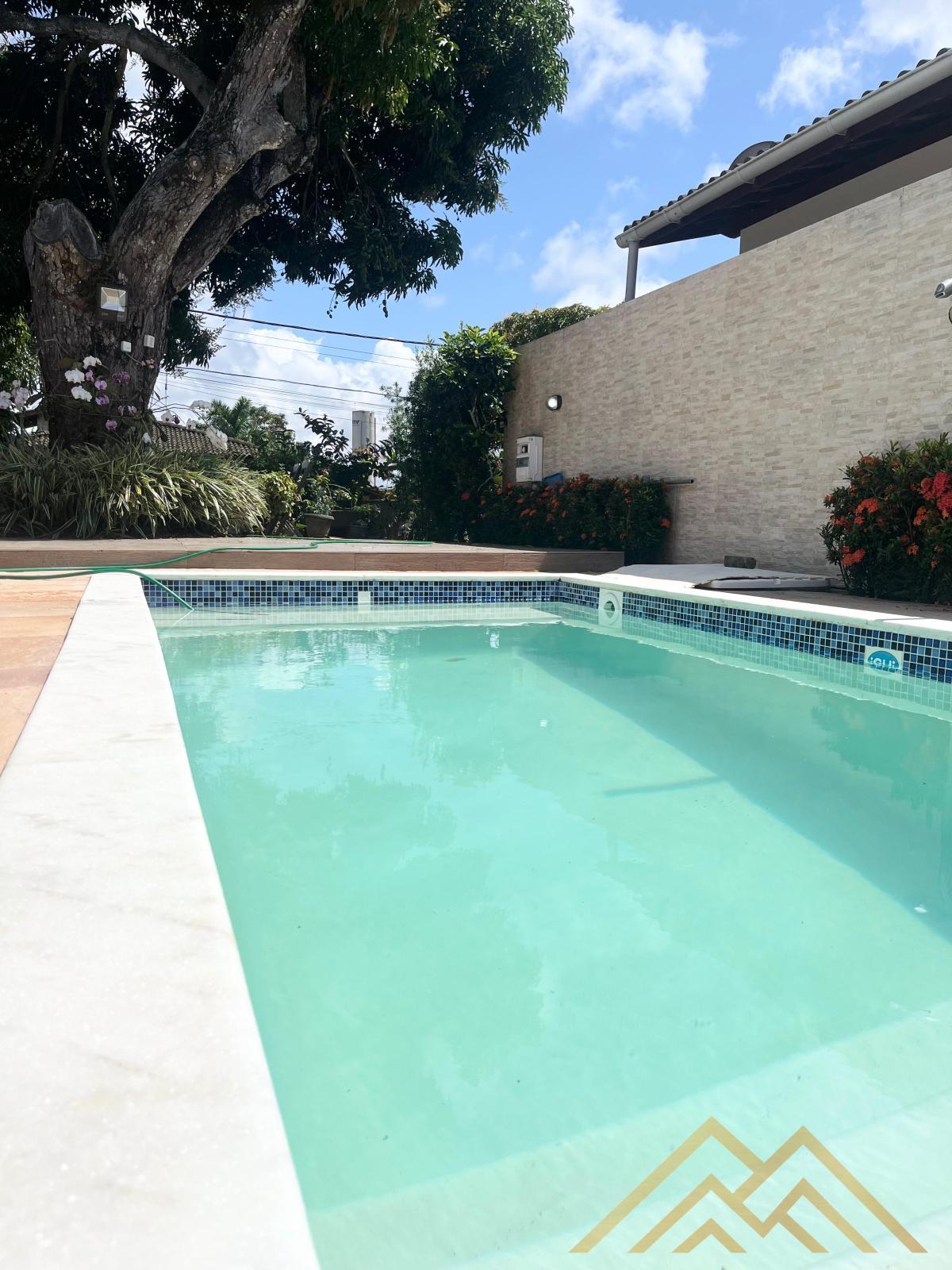 Casa com 4 quartos, 465m², à venda em Camaçari, Boa União (Abrantes) - Henrique Aquino  IMÓVEIS DE QUALIDADE LTDA CRECI PJ 2675