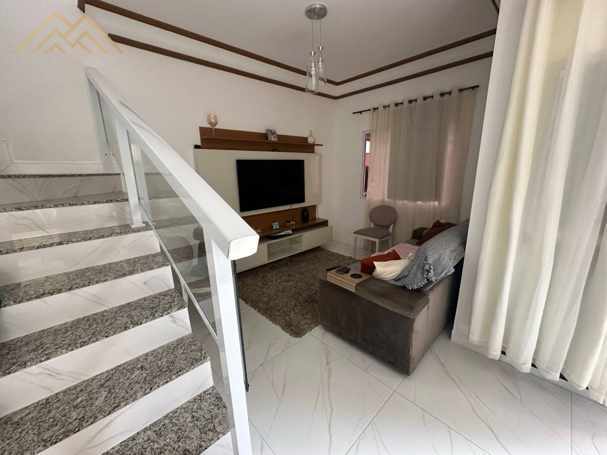 Casa com 4 quartos, 132m², à venda em Lauro de Freitas, Buraquinho - Henrique Aquino  IMÓVEIS DE QUALIDADE LTDA CRECI PJ 2675