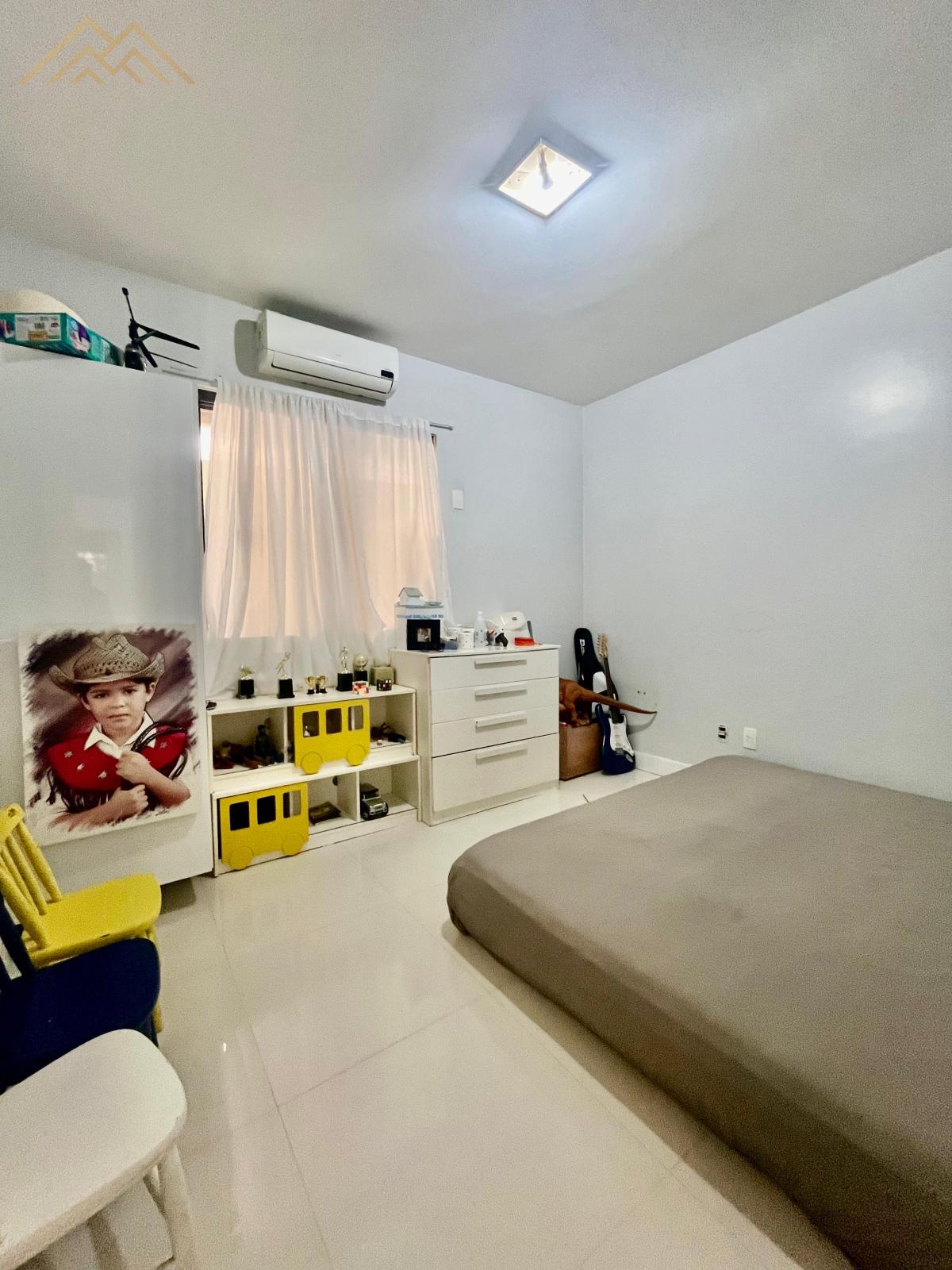 Casa em Camaçari, Boa União (Abrantes), com 5 quartos, 305m² - Henrique Aquino  IMÓVEIS DE QUALIDADE LTDA CRECI PJ 2675