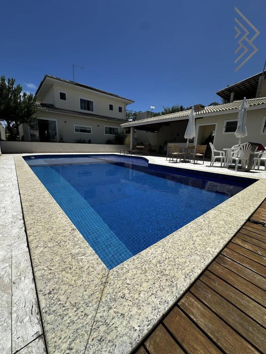 Casa à venda em Camaçari, Barra do Jacuípe, com 5 quartos, 350m² - Henrique Aquino  IMÓVEIS DE QUALIDADE LTDA CRECI PJ 2675