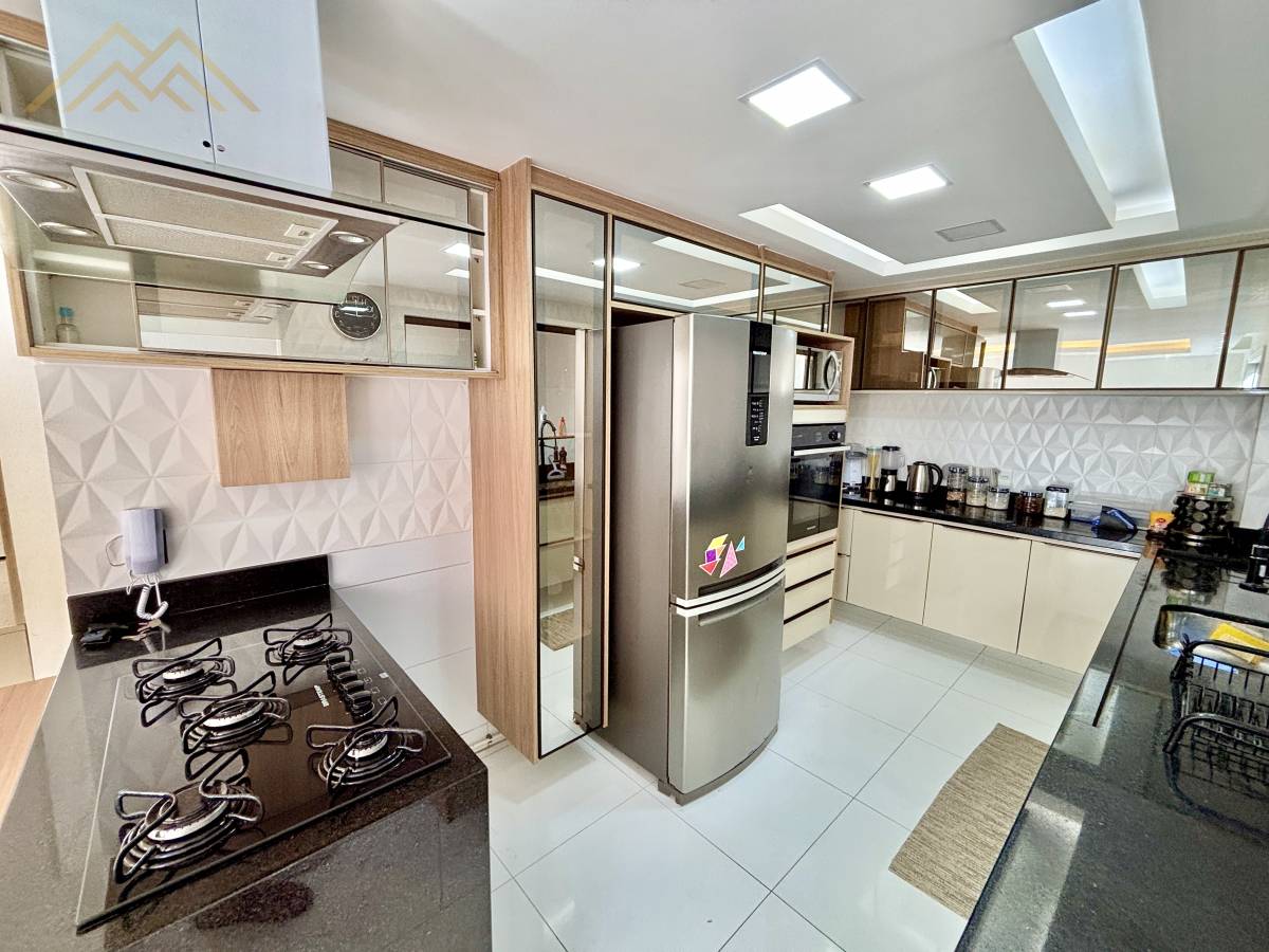 Casa de condomínio à venda em Lauro de Freitas, Buraquinho, com 3 quartos, 158m² - Henrique Aquino  IMÓVEIS DE QUALIDADE LTDA CRECI PJ 2675