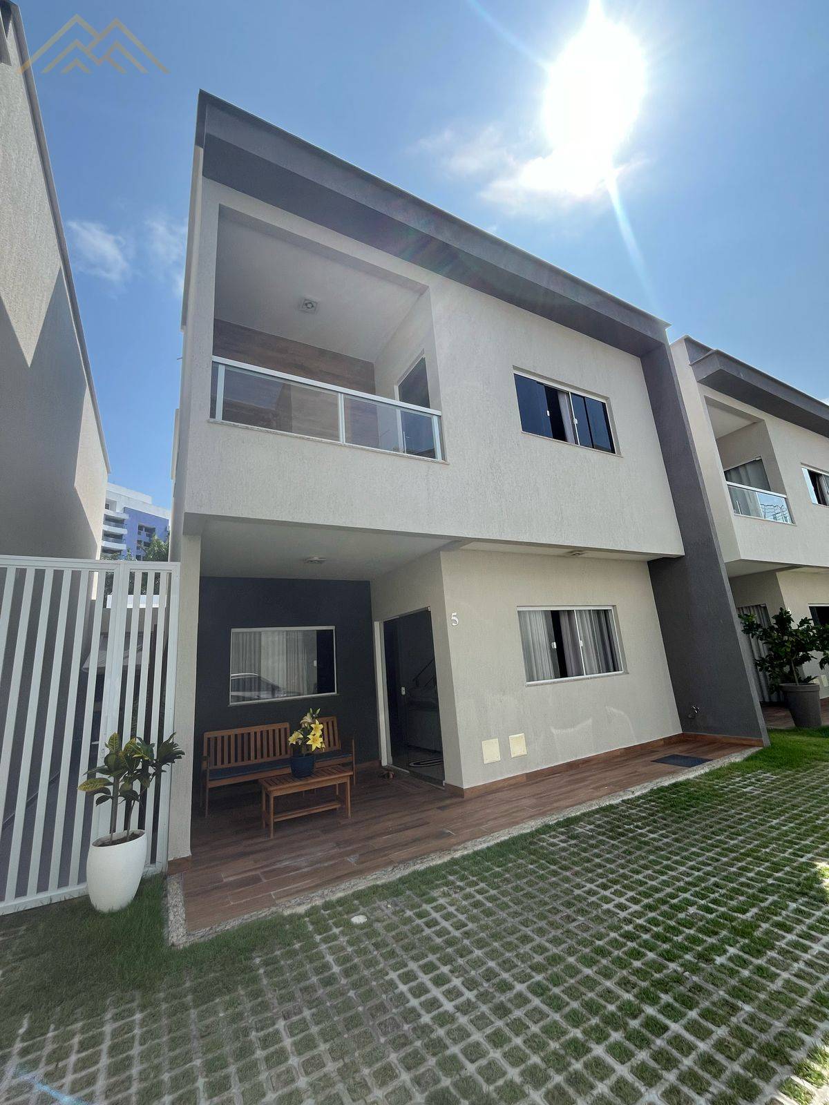 Casa de condomínio à venda em Lauro de Freitas, Centro, com 4 quartos, 230m² - Henrique Aquino  IMÓVEIS DE QUALIDADE LTDA CRECI PJ 2675