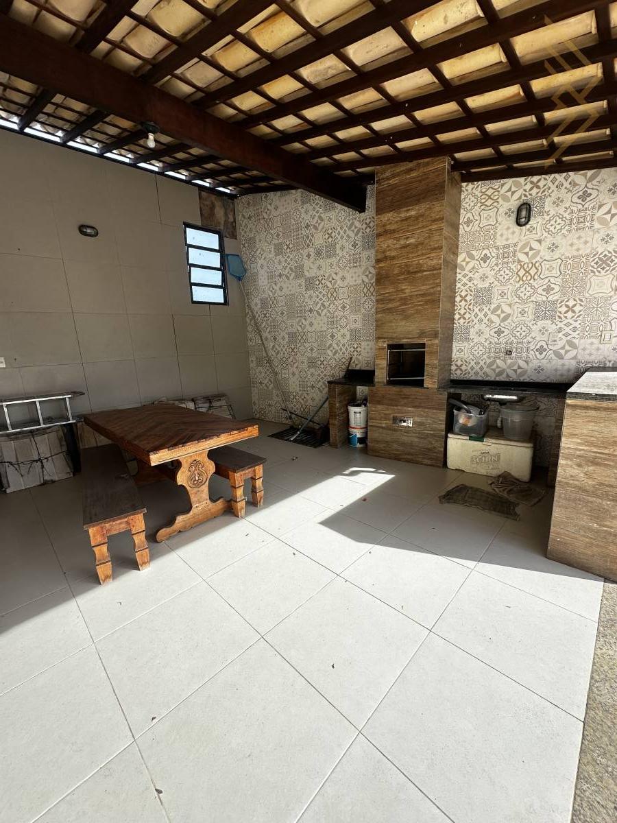 Casa de condomínio à venda em Lauro de Freitas, Ipitanga, com 3 quartos, 135m² - Henrique Aquino  IMÓVEIS DE QUALIDADE LTDA CRECI PJ 2675