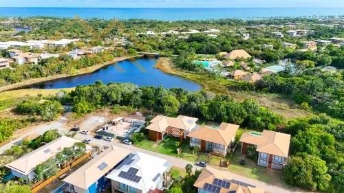 Casa de condomínio à venda em Mata de São João, Praia do Forte, com 6 quartos, 700m² - Henrique Aquino  IMÓVEIS DE QUALIDADE LTDA CRECI PJ 2675