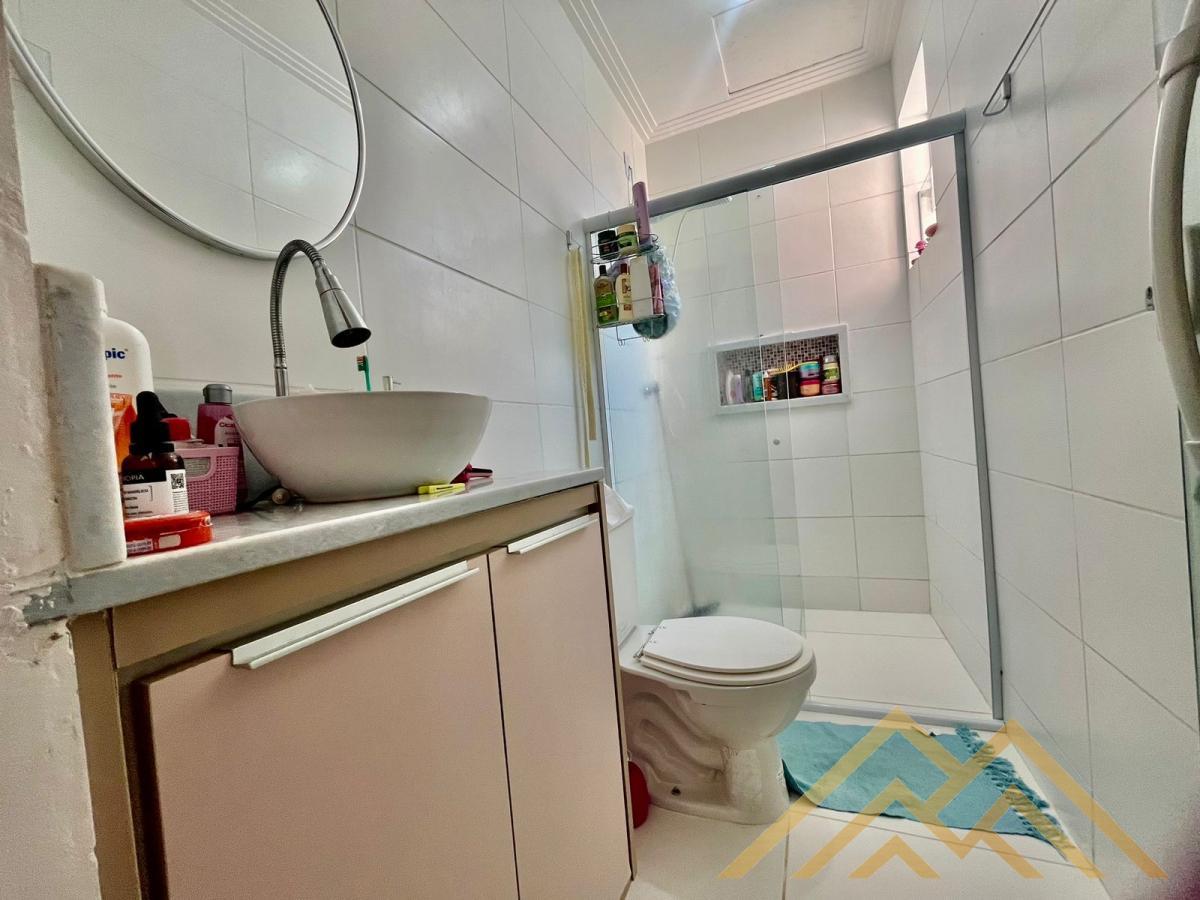Casa de condomínio com 3 quartos, 130m², à venda em Camaçari, Busca Vida (Abrantes) - Henrique Aquino  IMÓVEIS DE QUALIDADE LTDA CRECI PJ 2675